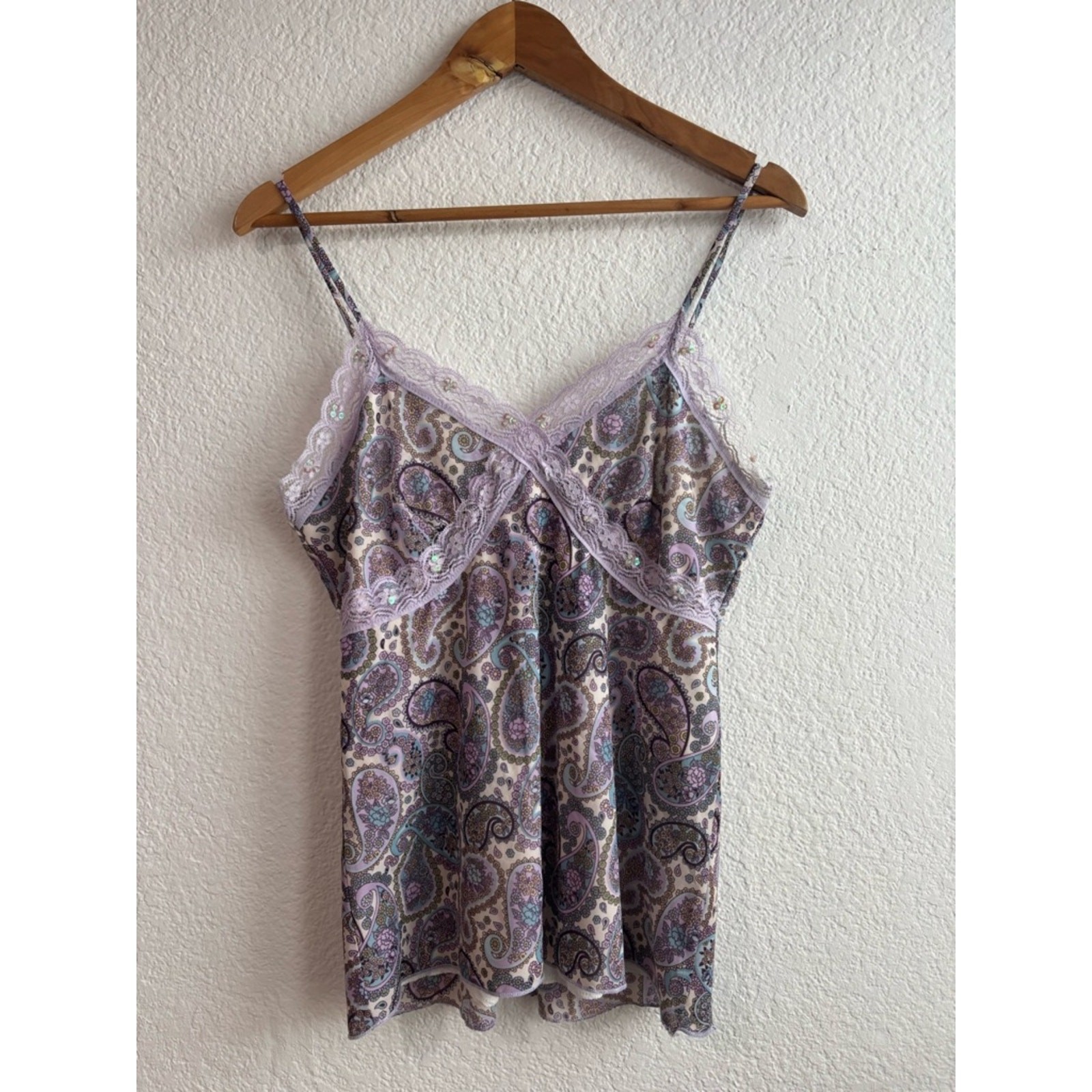 Y2K Xhilaration Lavender Paisley Lace Camisole Medium