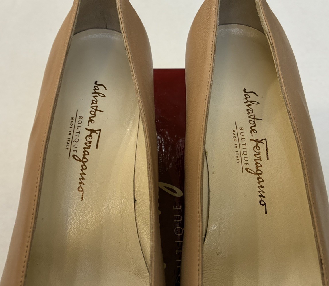 Salvatore Ferragamo Marisa 4cm 0240300 Sand Nappa Kid Nero Size 9