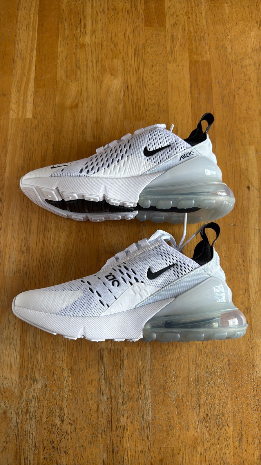 Women’s 10, Men’s 8.5 Nike Air Max 270 2024 AH6789-100 White Black airmax