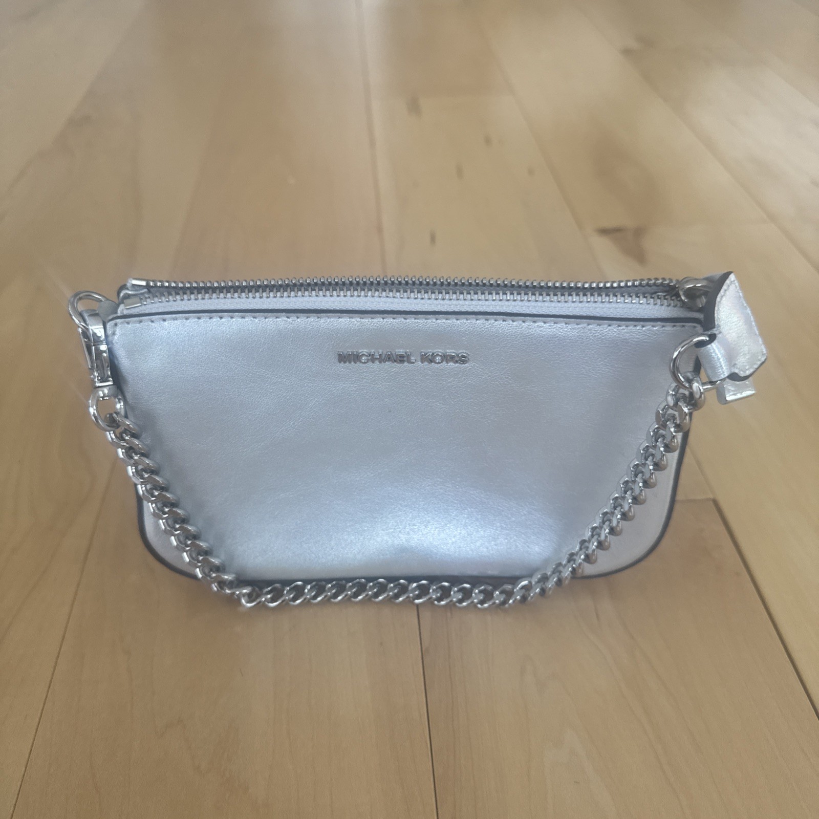 MICHAEL KORS Jet Set Chain MD Zip Saffiano Leather Pouchette bag