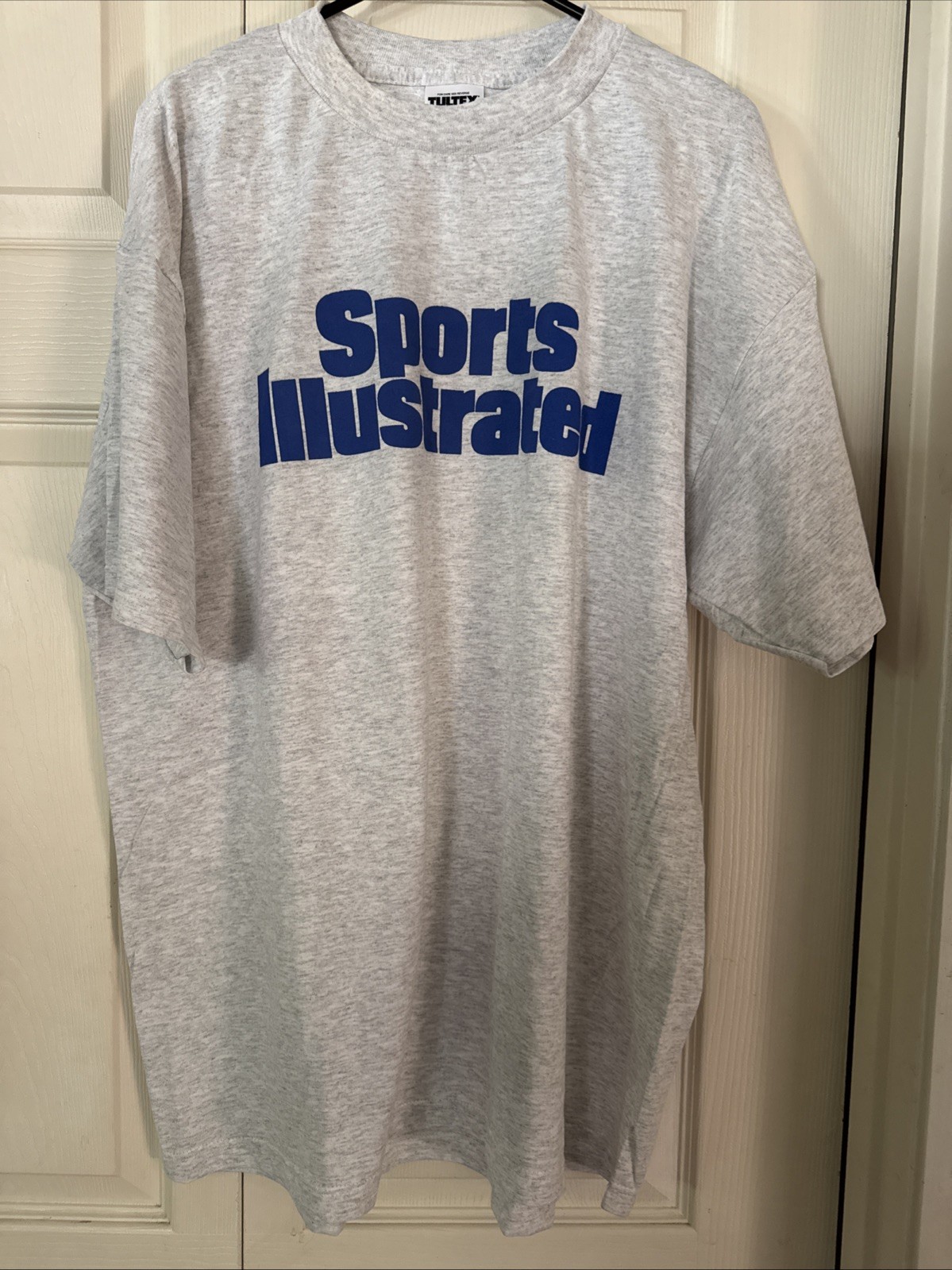 Vintage 90s Sports Illustrated T-Shirt Men’s Size XL Gray Blue Never Worn