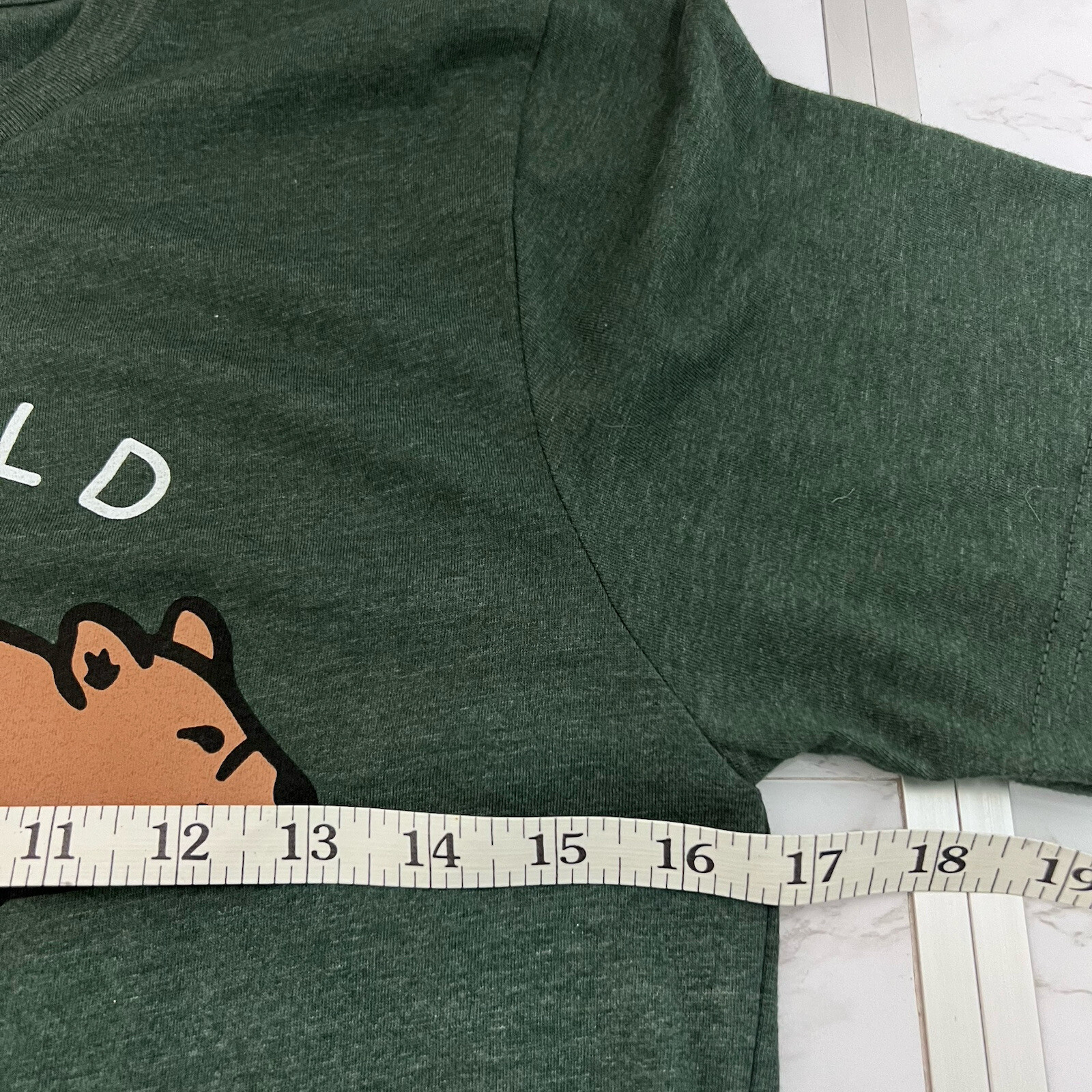 Keep Nature Wild Women’s Small Green STAY WILD T Shirt Bear Outdoor Nature
