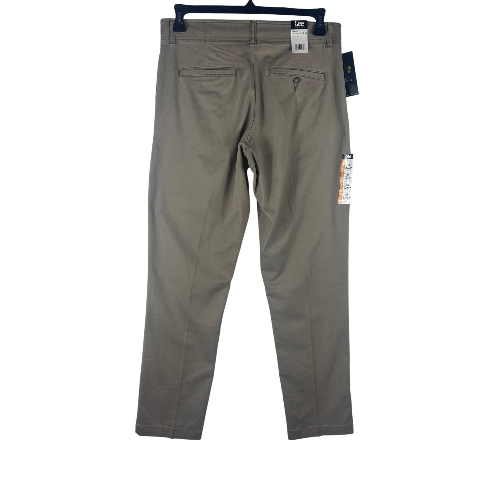 Lee Extreme Motion Relaxed Taper Khaki Pants Mens 32×34 Tan 104276532 NWT