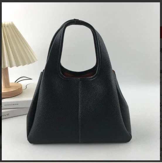 COACH CM545 Lana Shoulder Bag 23 Polished Pebble Leather Black .New