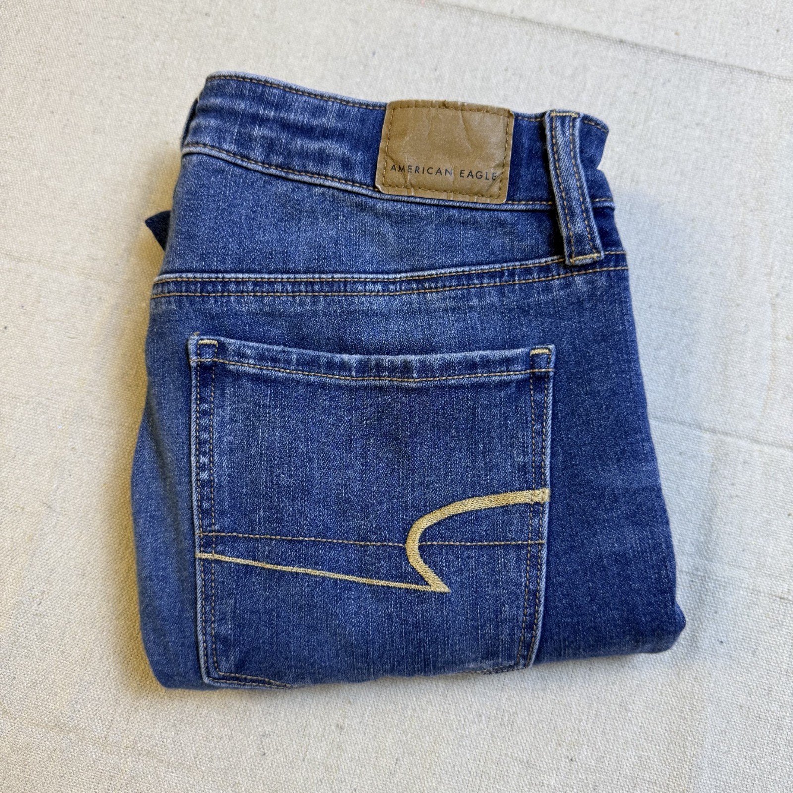 American Eagle Jeans Women Sz 6 Super HiRise Jegging Next Level Stretch Med Wash