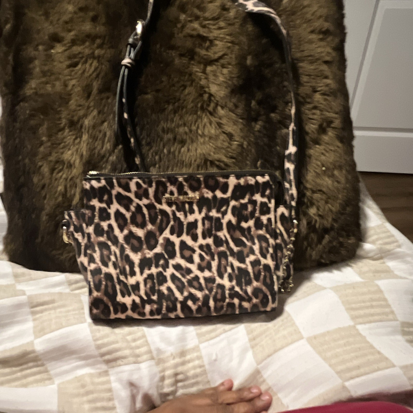 Steve Madden Animal Print Crossbody Bag Brown Black Gold Hardware Zip, Pockets