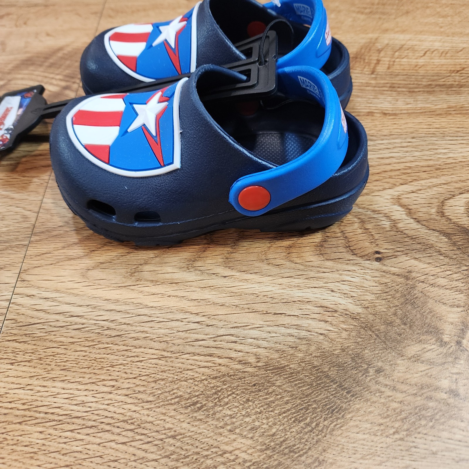Marvel Captain America by Marvel Toddler Boys Size 5/6 Clog NWT