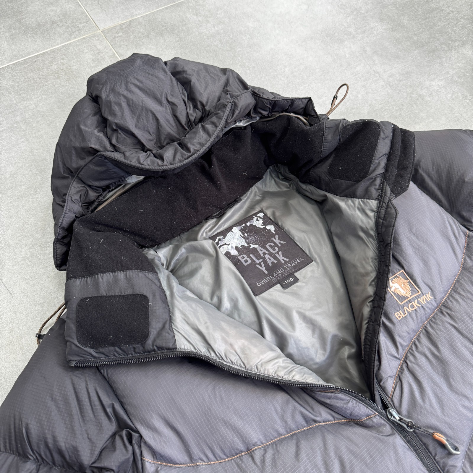 Black Yak Men Extreme Lightweight Down Jacket Gorpcore Size 100 / L