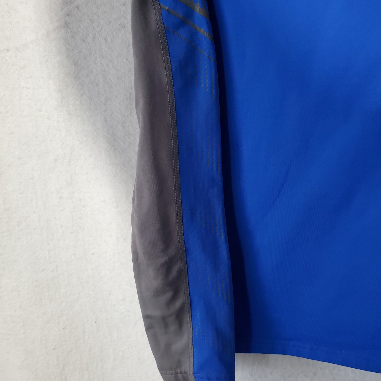 Under Armour Shirt Long Sleeve Fitted Youth’s XL Blue ColdGear YXL