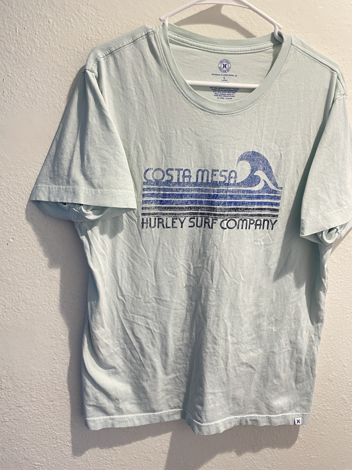 Hurley Men’s Large Surf Costa Mesa Graphic Tee Light Blue Short Sleeve T-Shirt