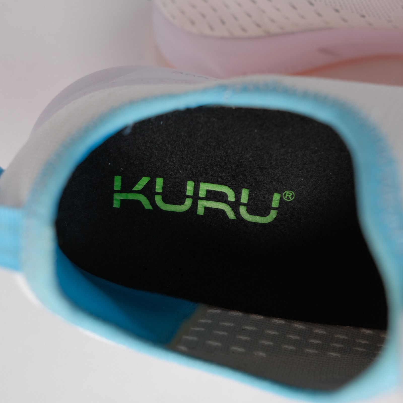 Kuru ATOM Slip-On Bright White-Topaz Blue Women’s Size 10.5 *EXCELL COND!