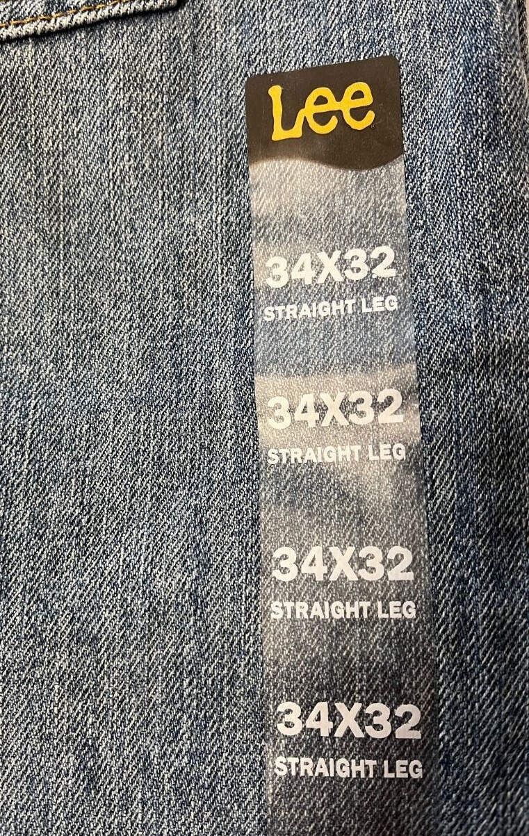 Lee Men’s Regular Fit Jeans Size 31, 33, 34, 36 or 38 NEW 100% Cotton Ret $44.00