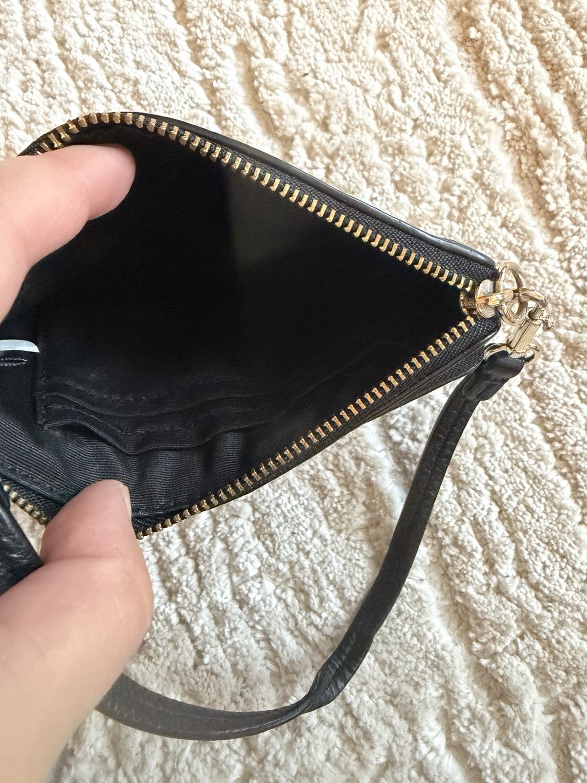 Coach Black Women’s Wristlet Wallet Zip Top Logo Wrist Strap Credit Card