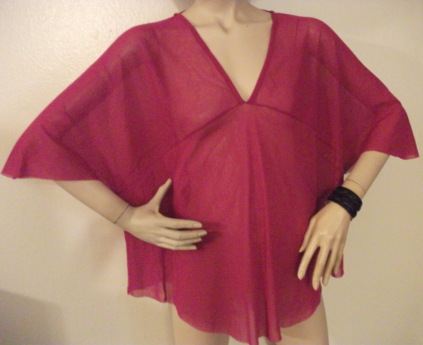NWT MACY’S SWEET PEA BY STACY FRATI FUSCHIA PINK BATWING COVER UP TOP SIZE MED