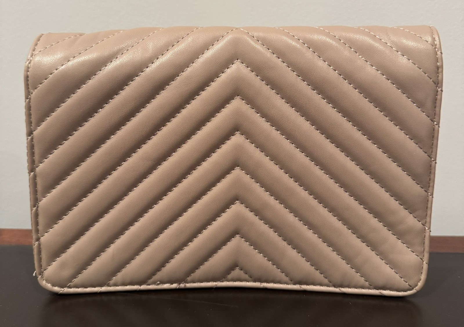 Badgley Mischka Taupe Chevron Quilted Crossbody Bag Chain Strap