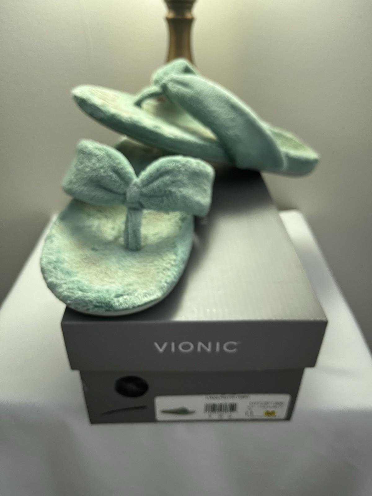 Women’s Vionic Slippers, Lydia Terry Thong Frosted Spearmint Green Sz 11, IN BOX
