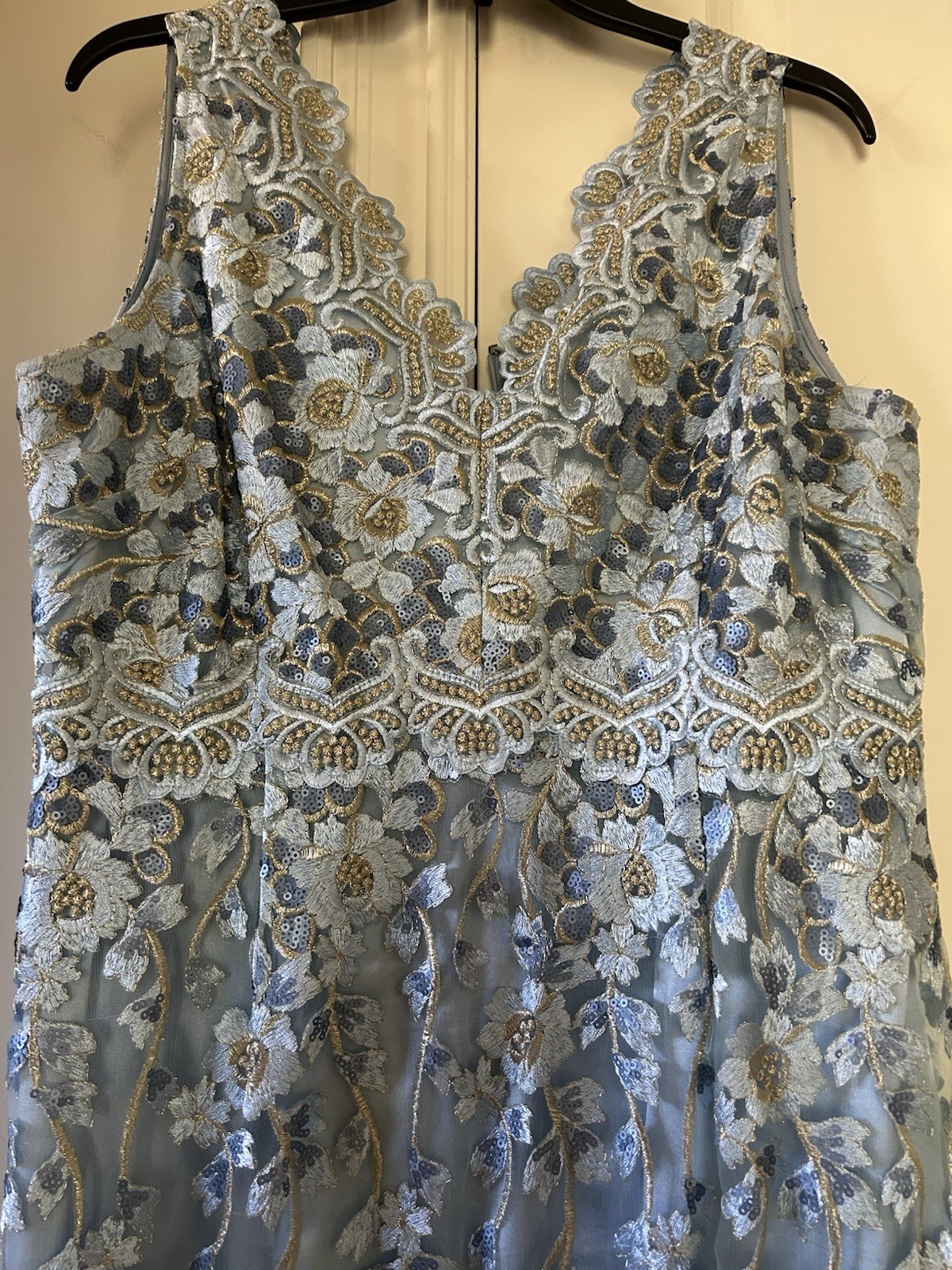 Tahari Arthur S Levine SZ 12 Dress Light Blue And Gold Gown