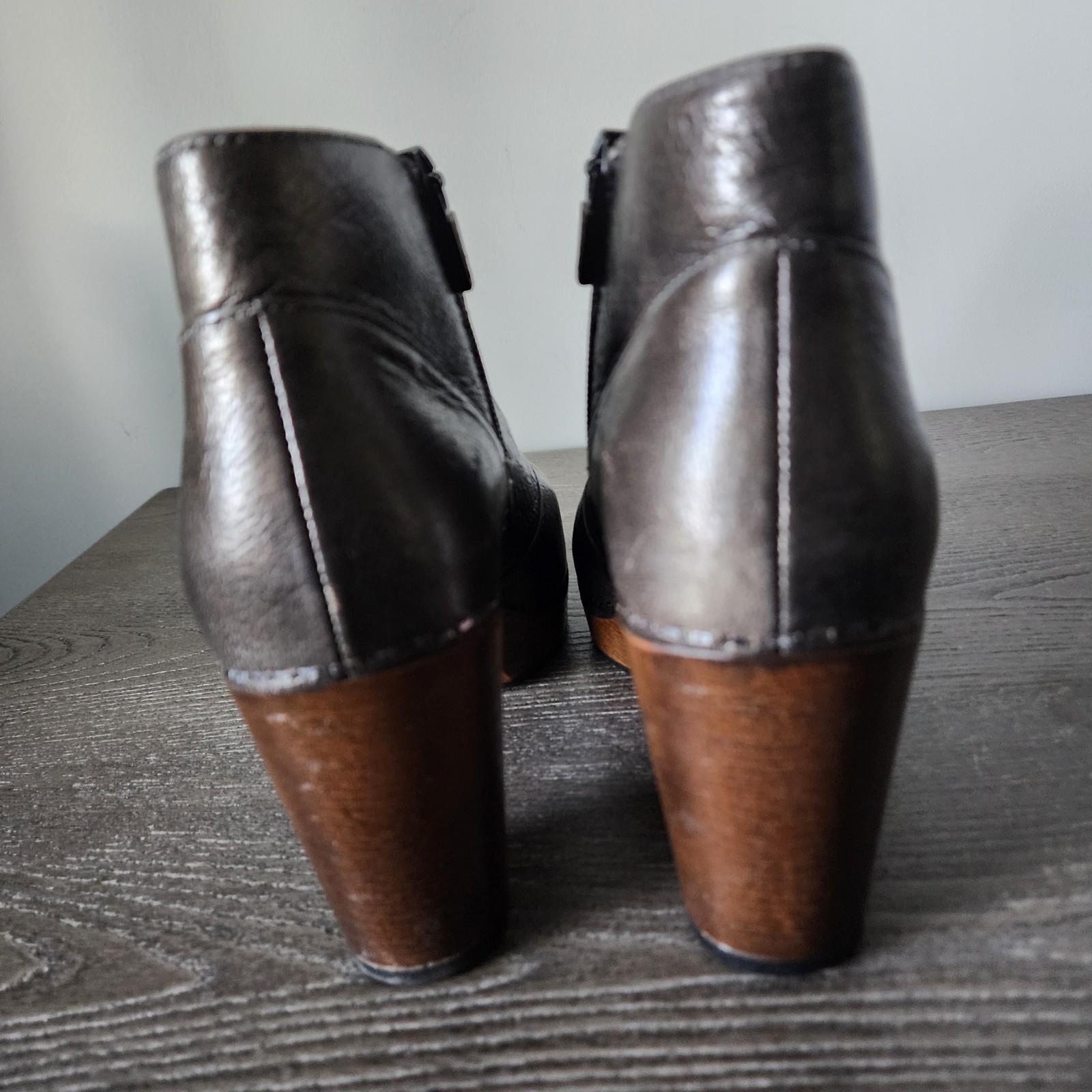Dansko Delphina Bronze Leather Peep Toe Booties 37 6.5 7 Comfort Block Heel Boho