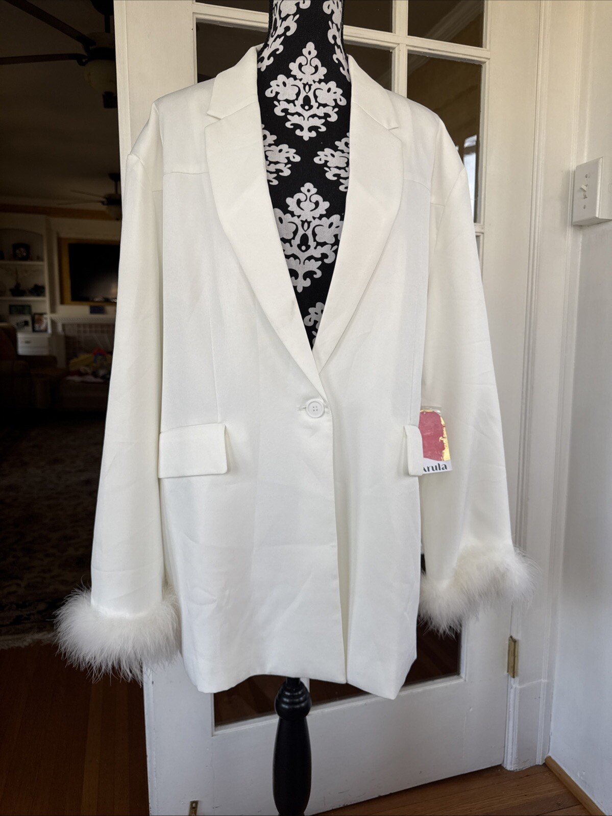 Arula White Blazer Jacket Feather Cuff Plunge Button Satin Lined X-Large 0