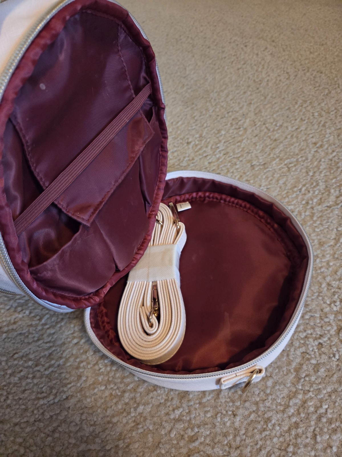MISSING MIRROR GENTLY USED DISCONTINUED RARE BEAUTY CROSSBODY MAKEUP BAG VEGAN