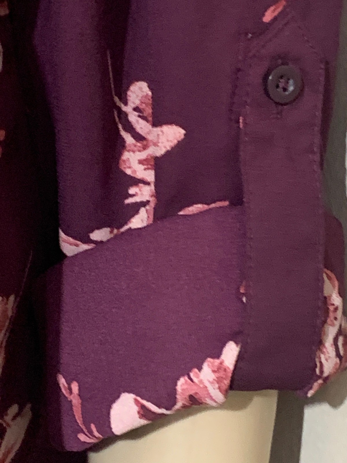 SIMPLY STYLED XL P Burgundy Pink Floral SHIRT BLOUSE Roll Tab Sleeve V Neck