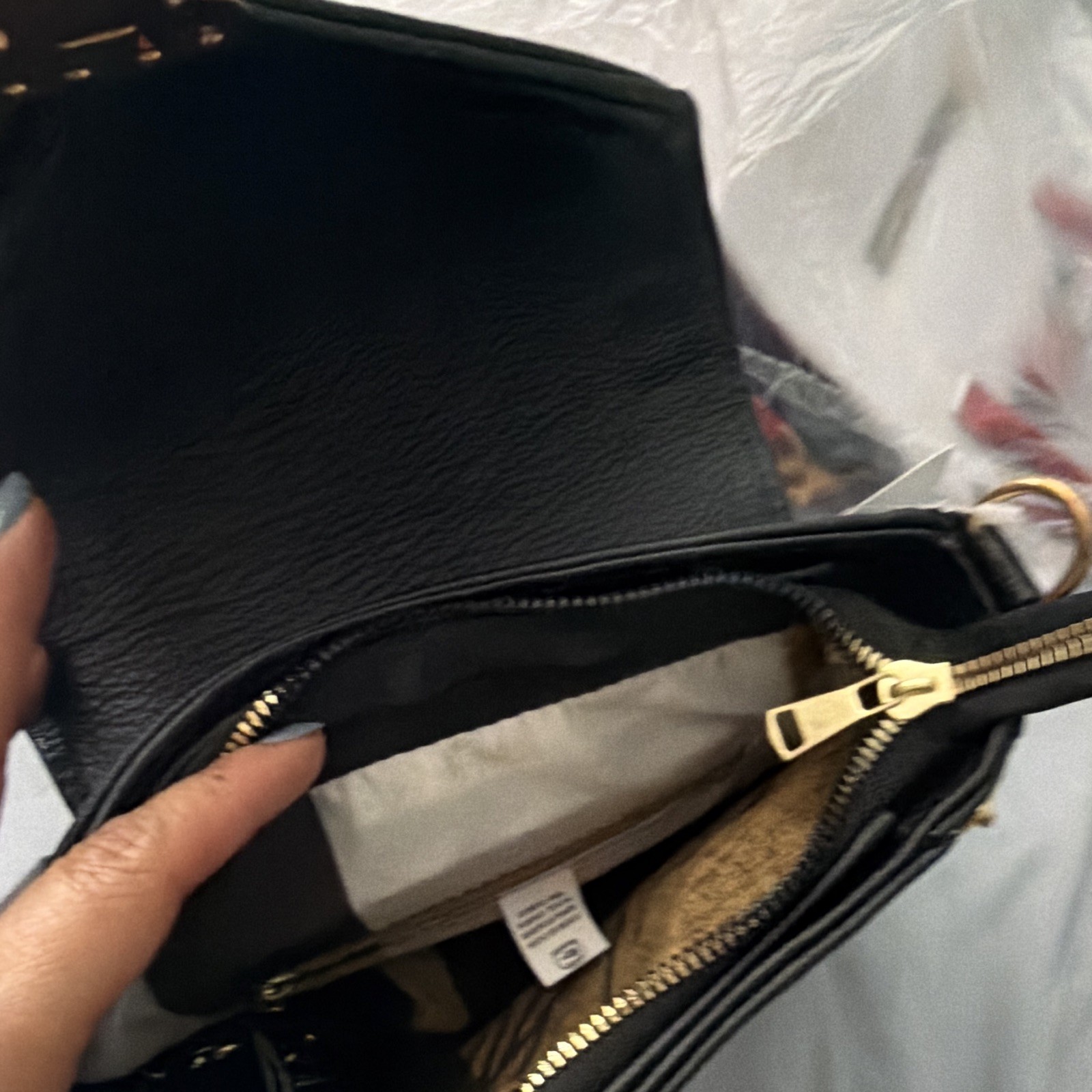 Black Pebbled Satchel Top Handle Purse Gold Hardware Turn Lock Zip Tassel