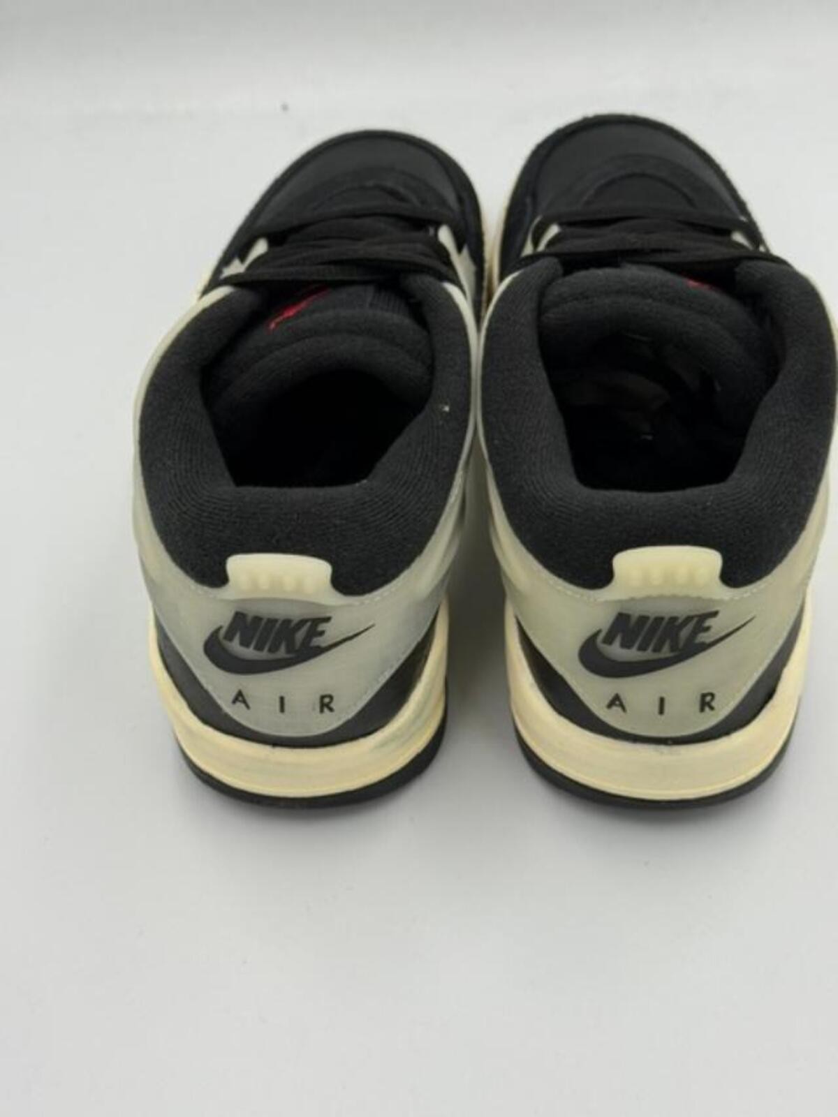 Air Jordan 4 RM GS Black/Sail/Coconut Milk/Gym Red Youth 6.5
