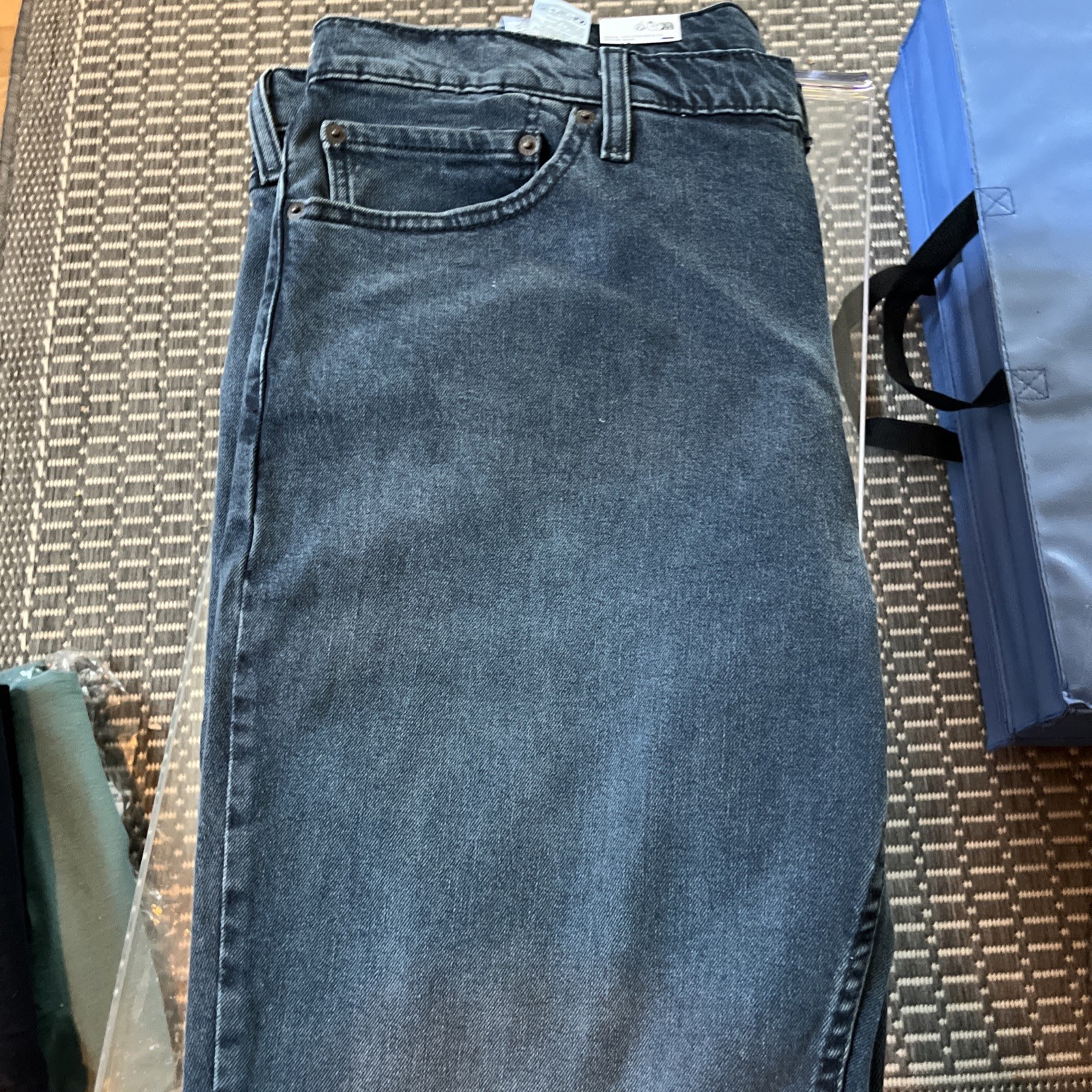 Levi’s 511 Men’s Slim Stretch Stressed Black Jeans Size 40 X 32 Retails $69.95