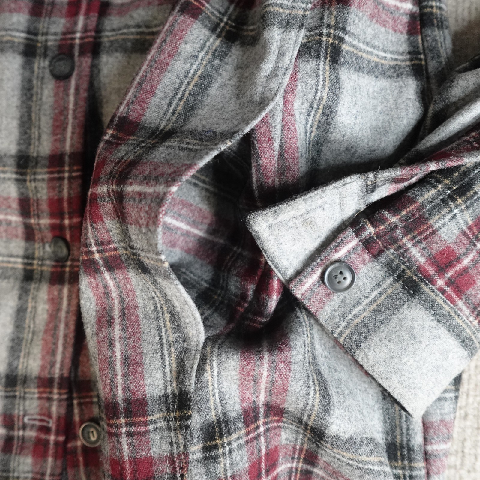 Pendleton Womens Jacket Medium Gray Plaid Wool Button Front Hooded Virgin Wool