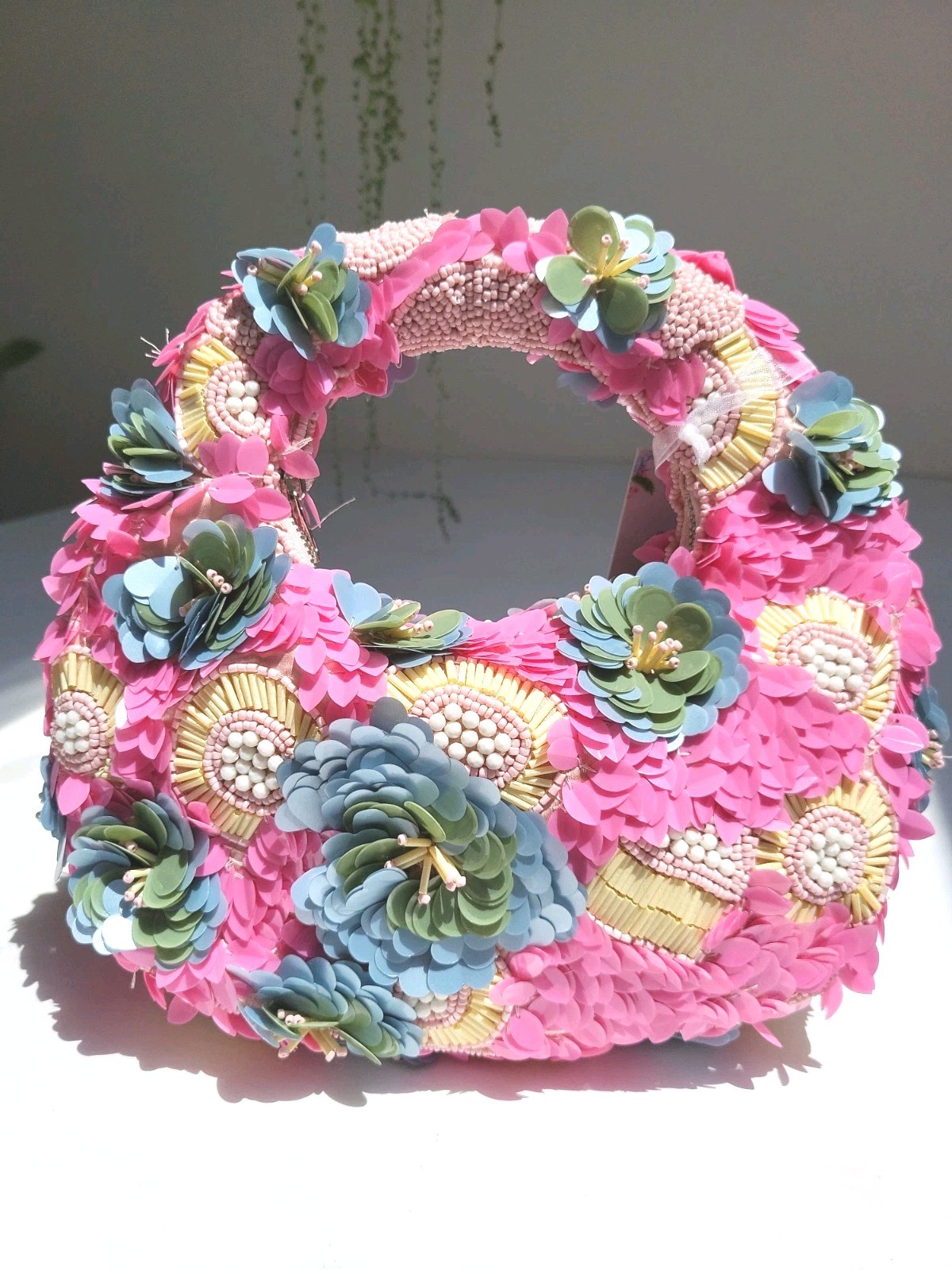 NWT Viral HANDCRAFTED IN INDIA Pink Floral Garden 3D Appliqué Flowers Beaded Bag