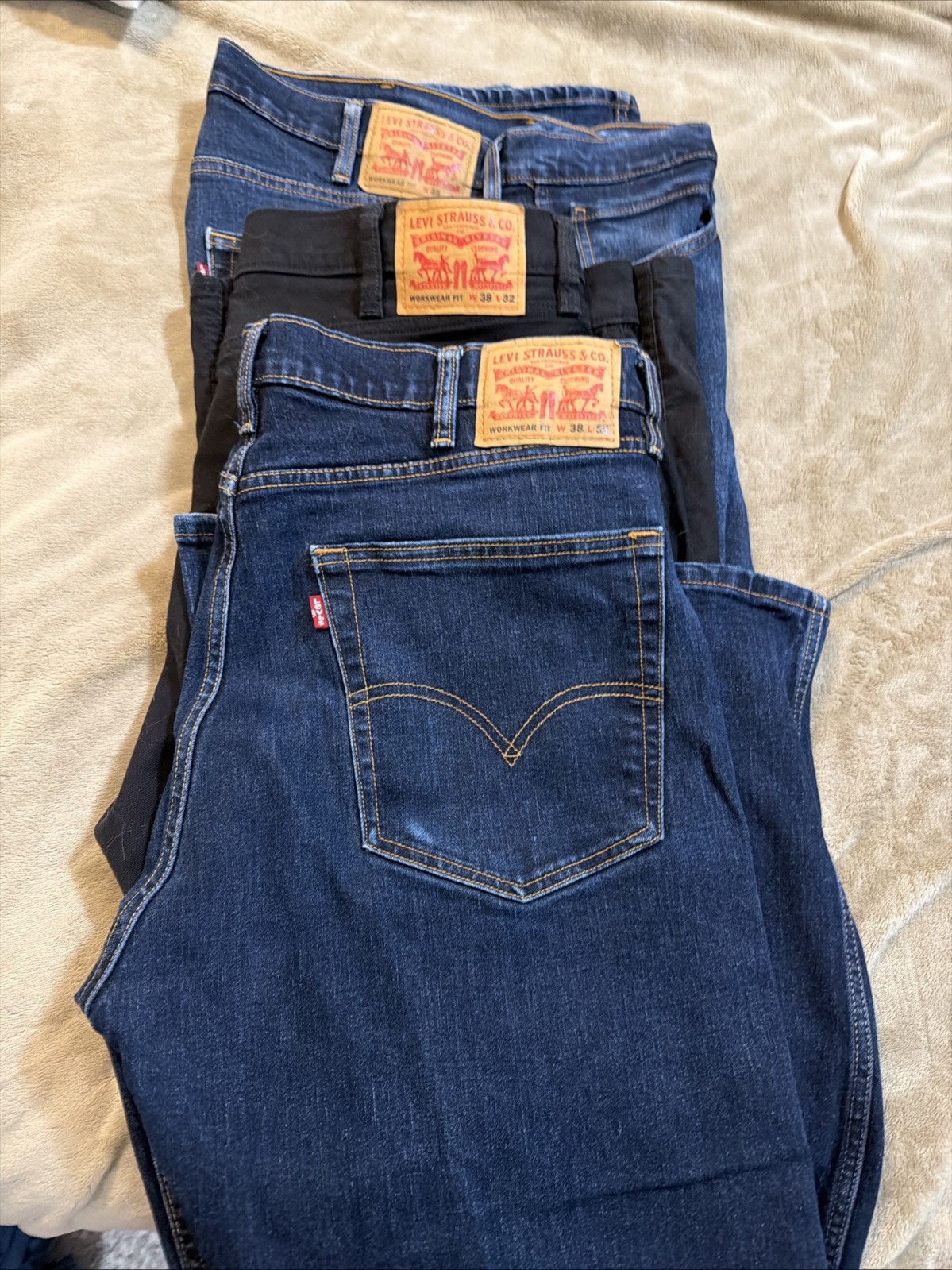 levis workwear fit jeans 38 X 32 – Three Pair 1 Black, 1 Dark Blue. 1 Light Blue