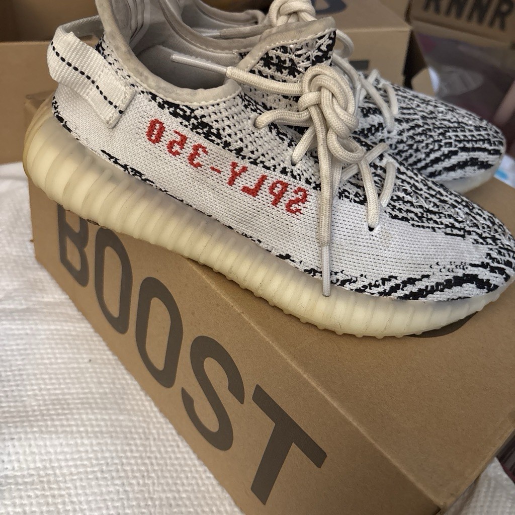 adidas Yeezy Boost 350 V2 Zebra White/Core Black/Red CP9654 2017