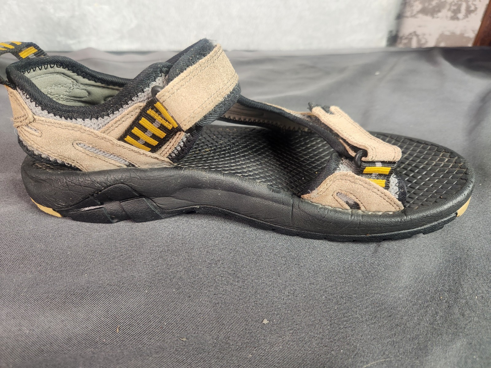 Men’s Teva Sandals Size 12