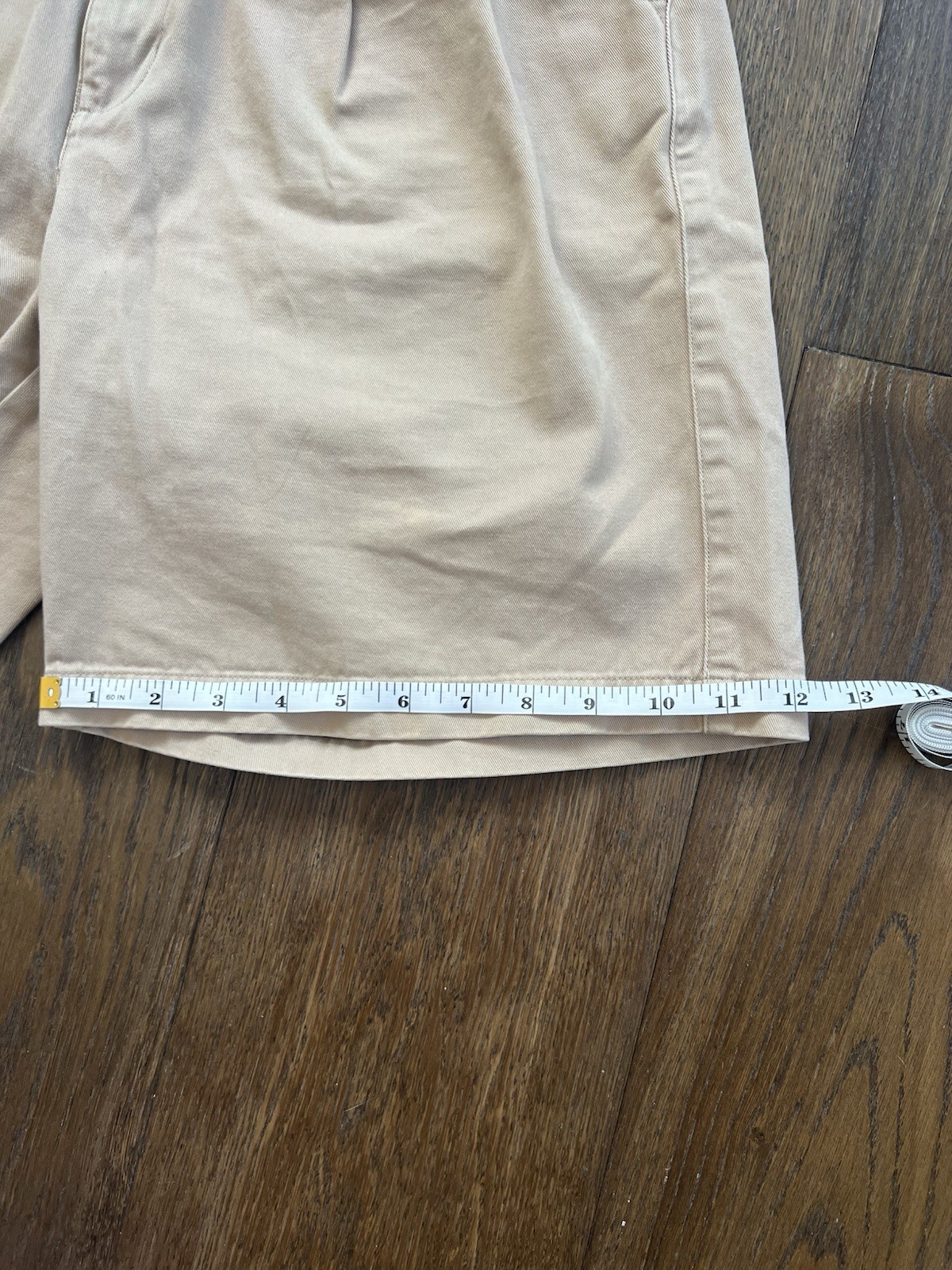 VTG Banana Republic Men’s Khaki Chino Shorts Double Pleated Size 33 (fits 31)