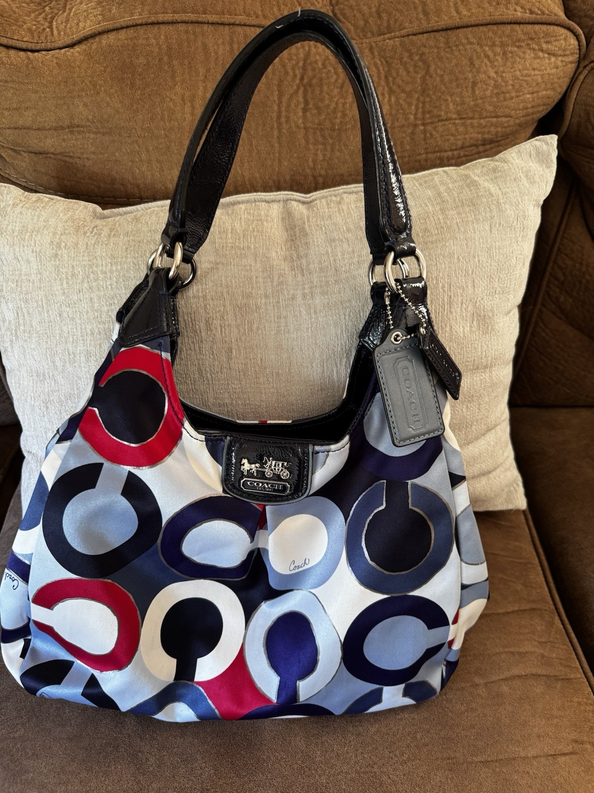 Coach Y2K Signature C Multicolor Logo Shoulder Bag Zip Closure Black Patent Trim