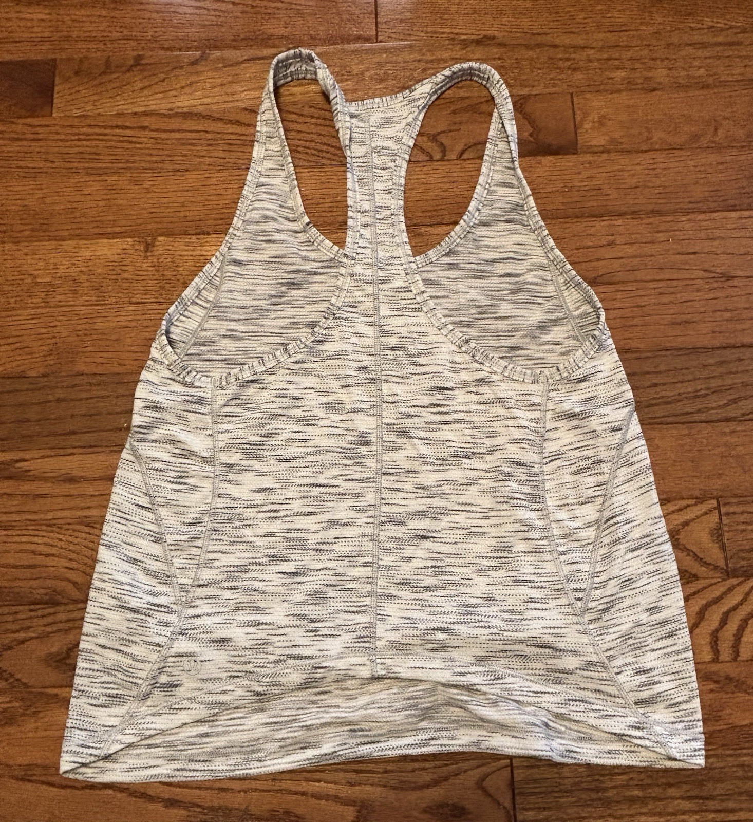 Lululemon White Black Gray Tank Top Shirt Women’s Size 4