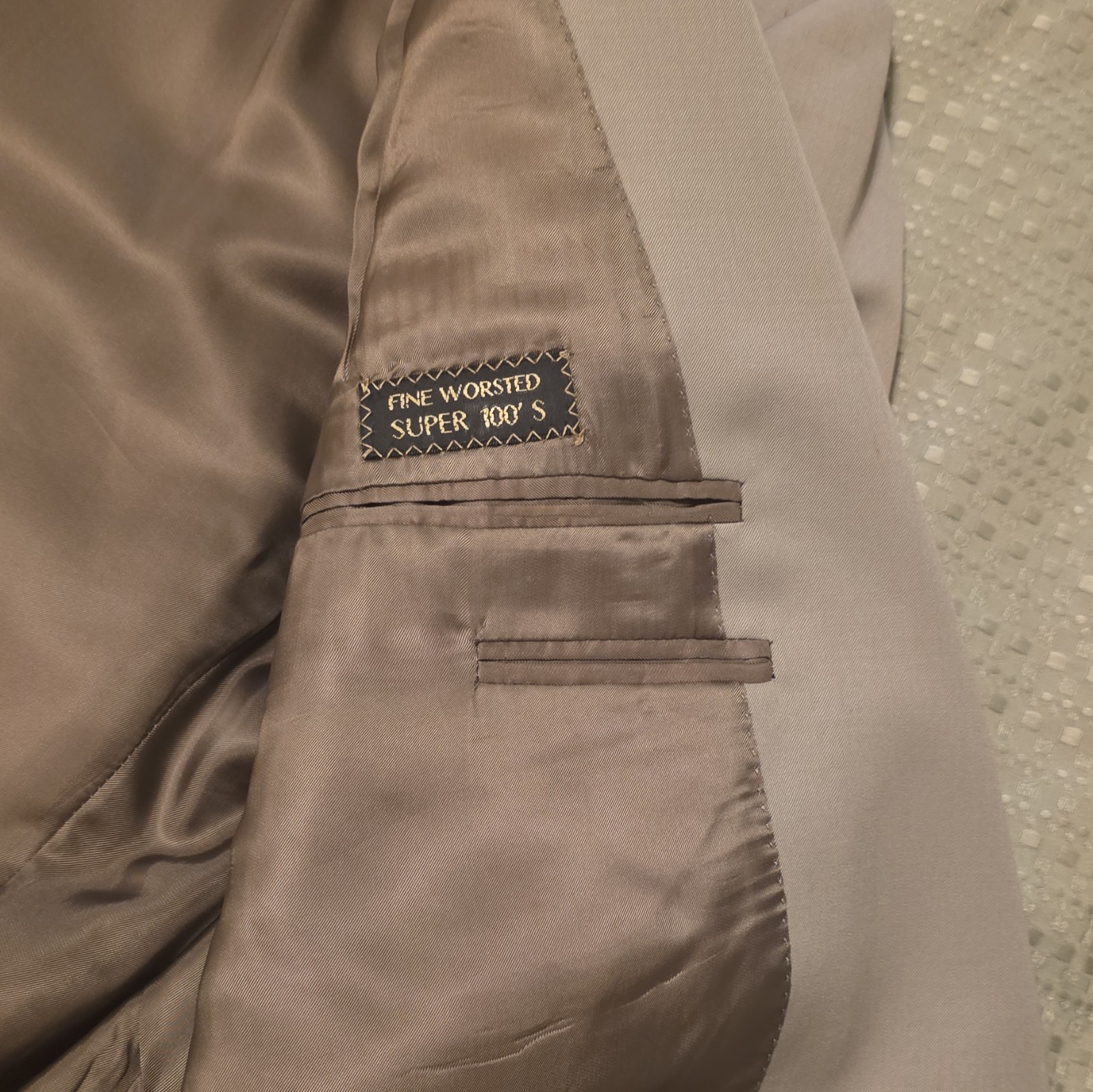 Ermenegildo Zegna Sage/ Light Green Solid Worsted Wool Suit Jacket Super 100’s