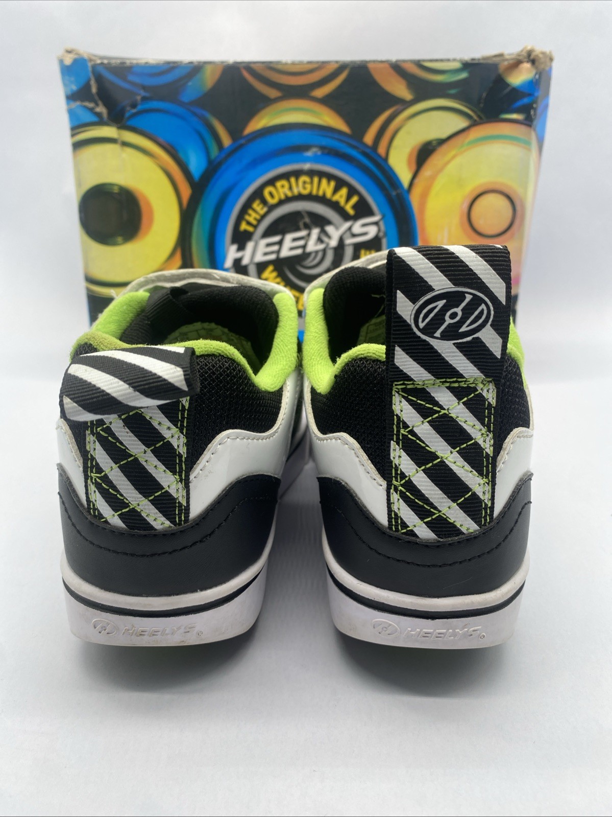 Heelys Kids’ Rocket x2 Shoes Black/White/Charcoal/Neon Green – HE100848K-BKWCNG,