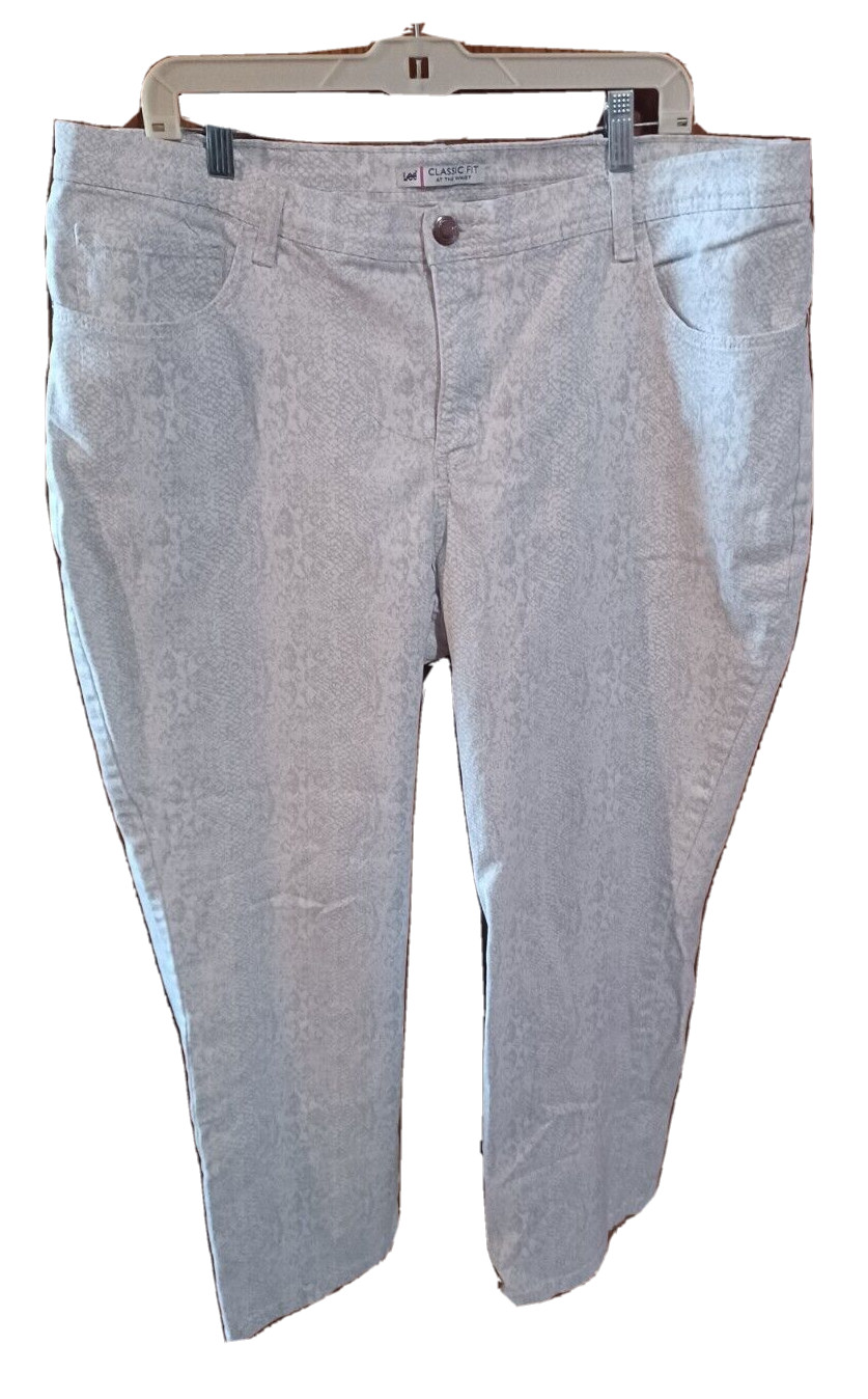 Lee Classic Fit At The Waist Gray And White Jeans Plus Size Pants Size 22W