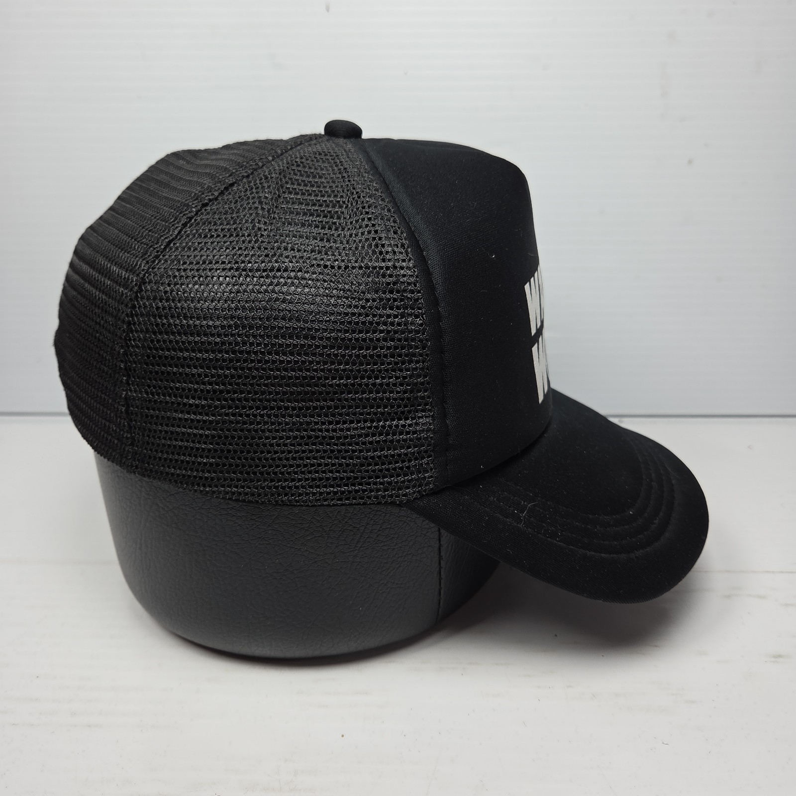 Vintage Waynes World Mesh Trucker Snapback Hat SNL Comedy Movie