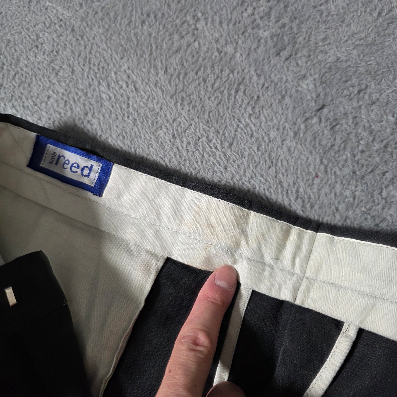 Austin Reed Mens 38 Dress Pants Charcoal Grey Double Pleated Tencel Blend NWT