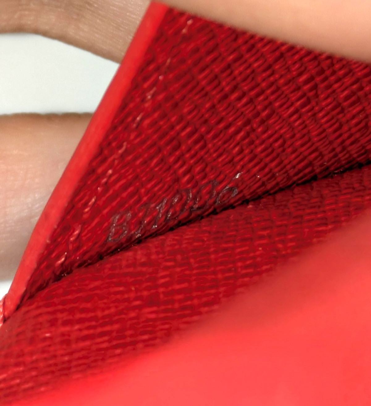LOUIS VUITTON EPI LUDLOW RED LEATHER WALLET COIN POUCH CARD HOLDER CASE TRIFOLD