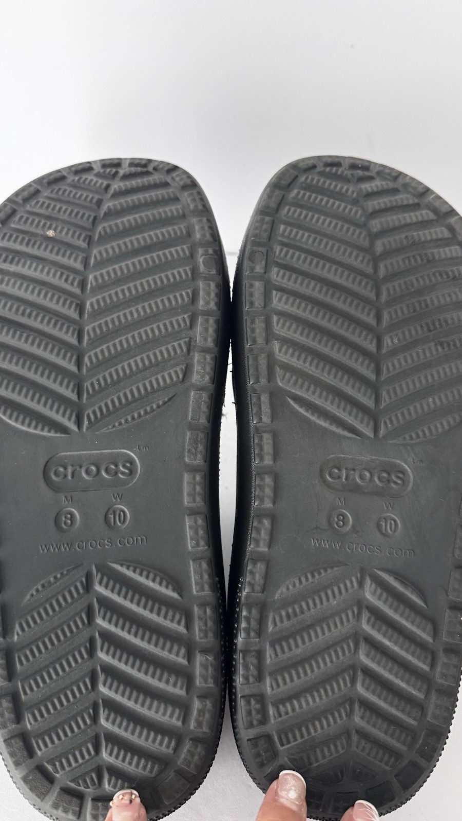 Crocs Classic Cozzzy Sandals Black Fuzzy Lined M8 W10 Unisex Slides 207446