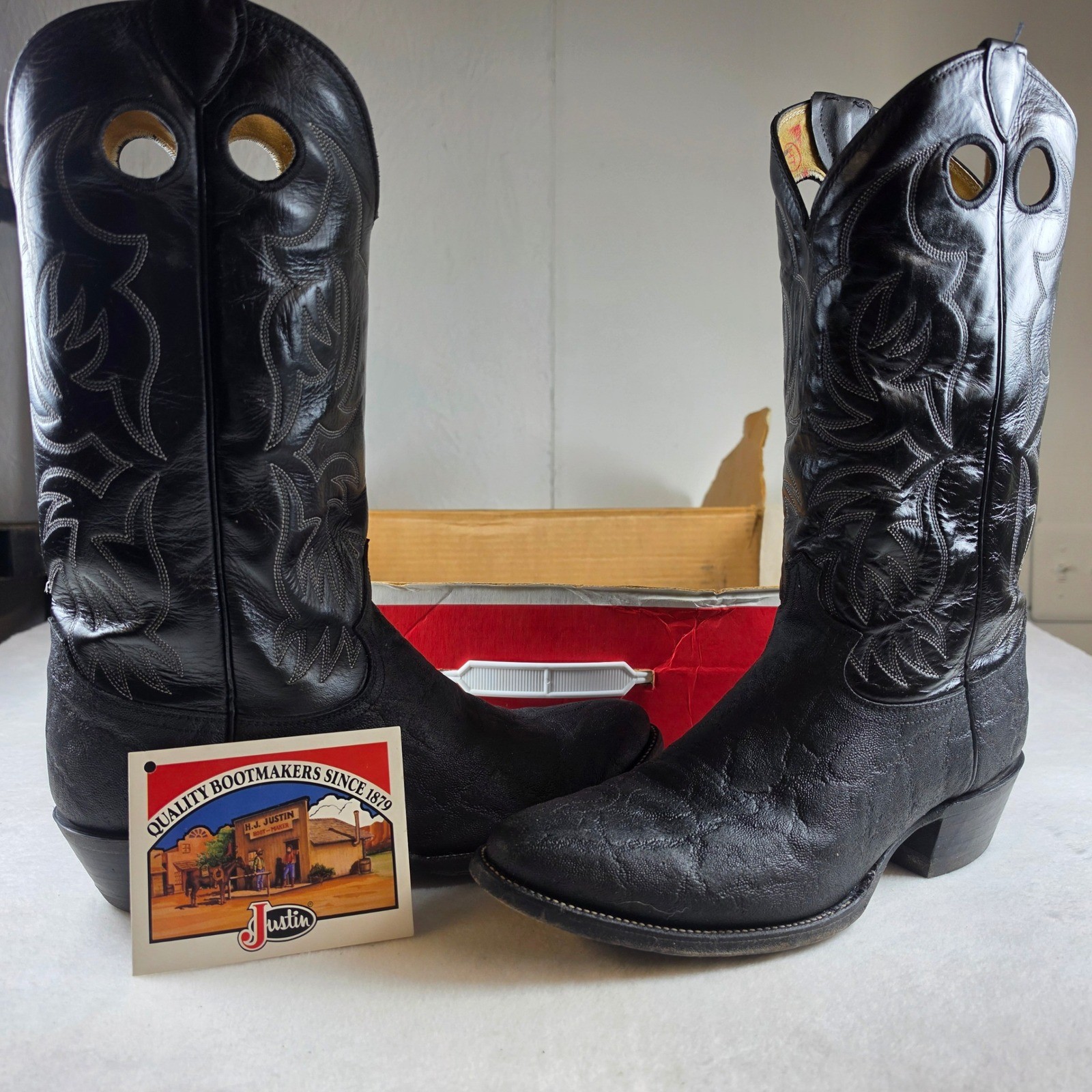 Vintage Justin Mens Black Bullhide Leather Western Cowboy Boots Made in USA 10D