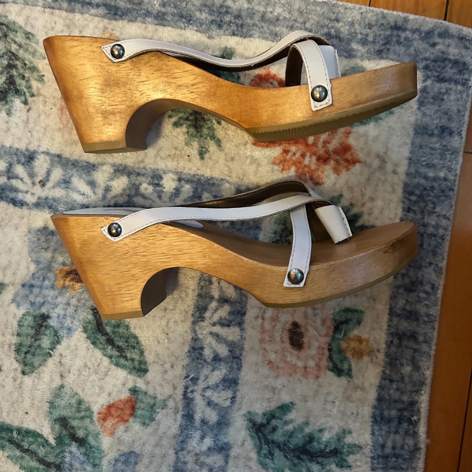 Vintage Y2K Bongo Wooden Heel Platform Sandals Strappy Thong White Leather Sz 6