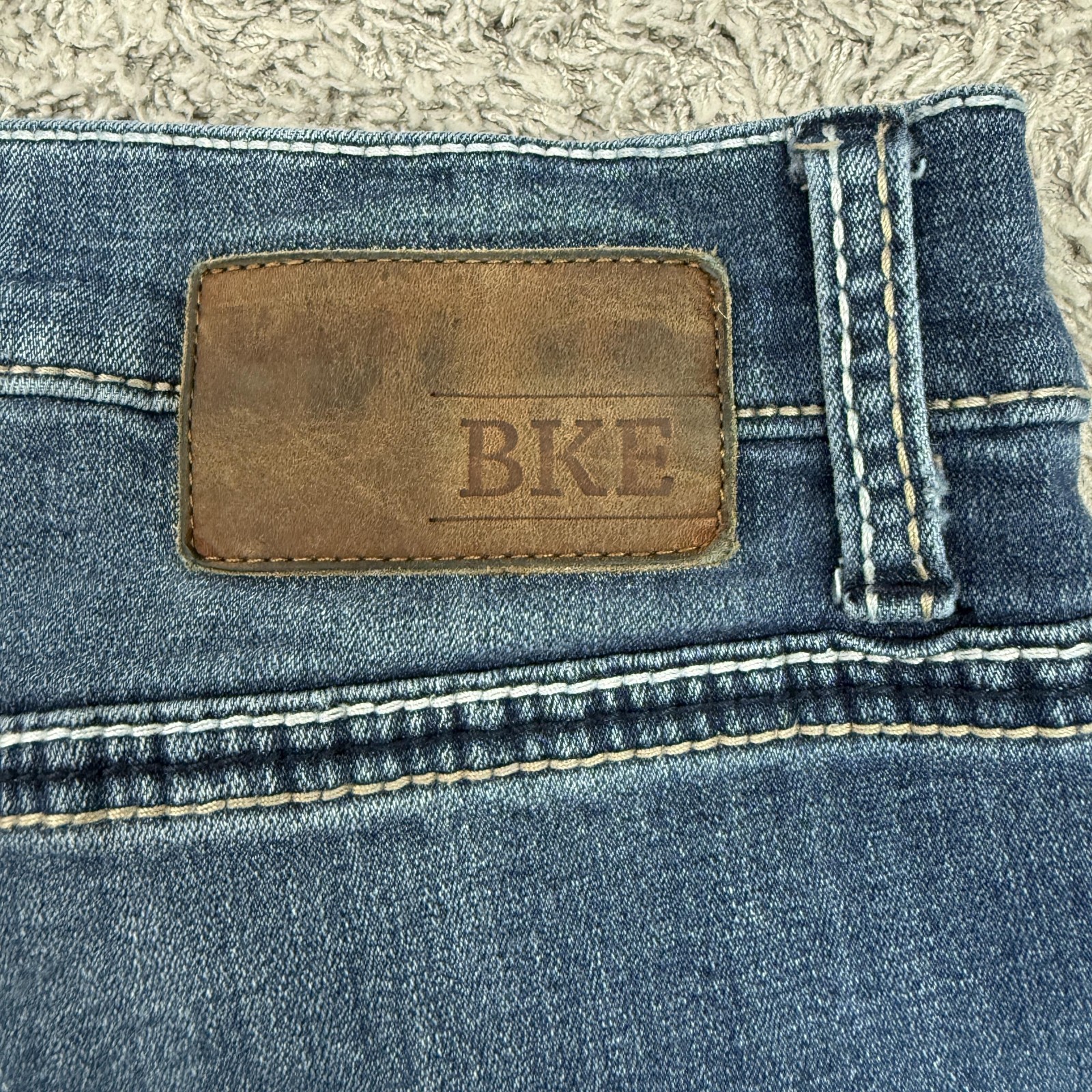 BKE Jake Bootleg Jeans Mens 30×31 Blue Medium Wash Denim Regular Bootcut Stretch