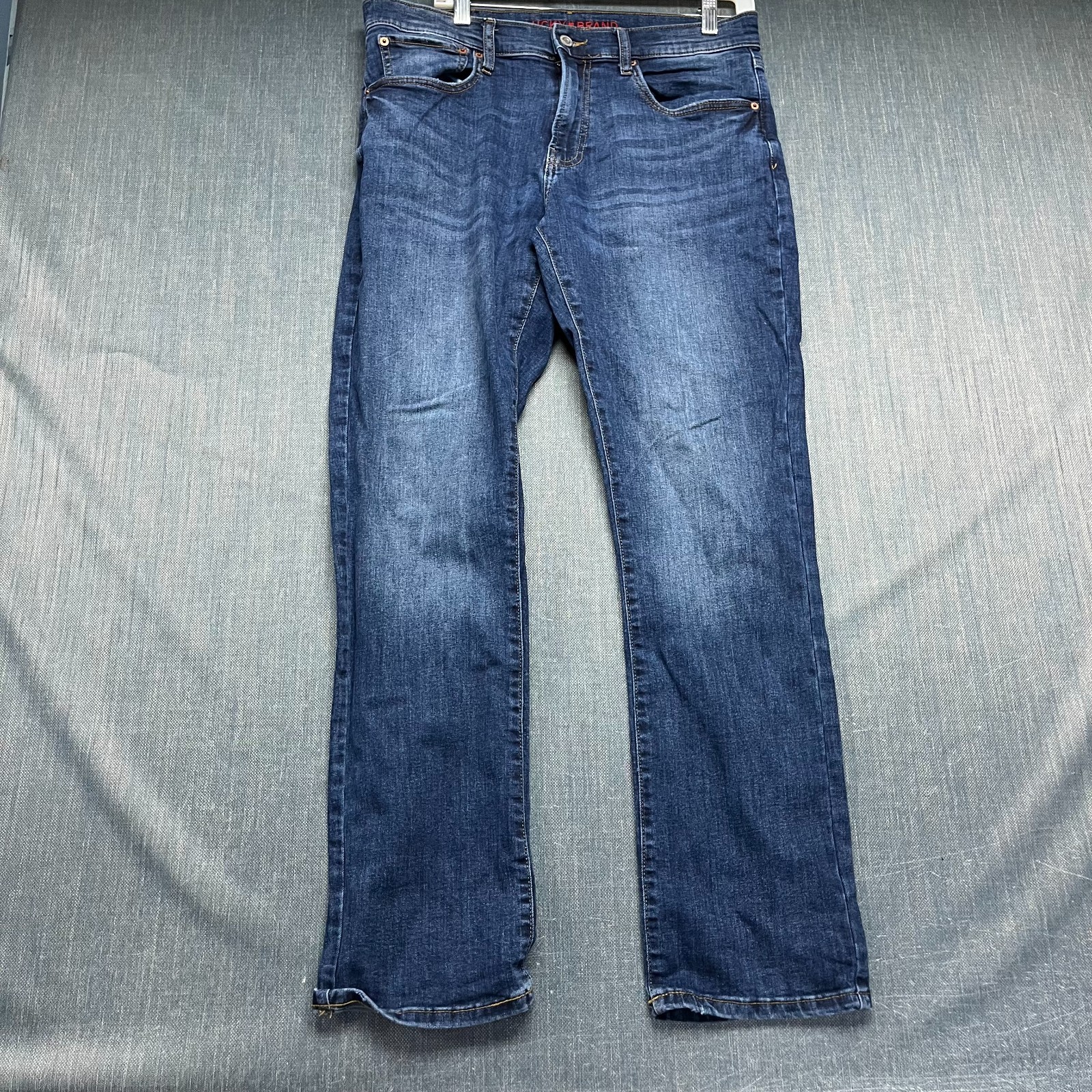Lucky Brand 223 Men’s Jeans Size 32×32 Blue Denim Dark Wash Straight-Leg