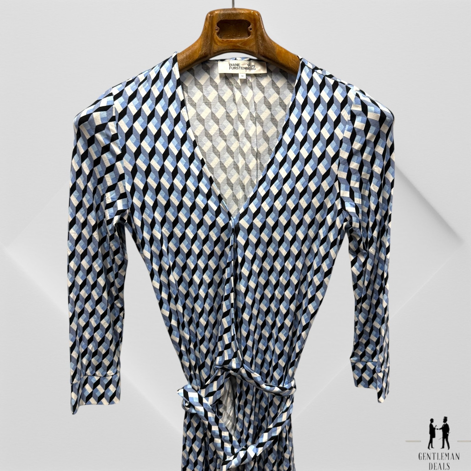 Diane Von Furstenberg DVF Abstract PENNA Triangle M medium Viscose