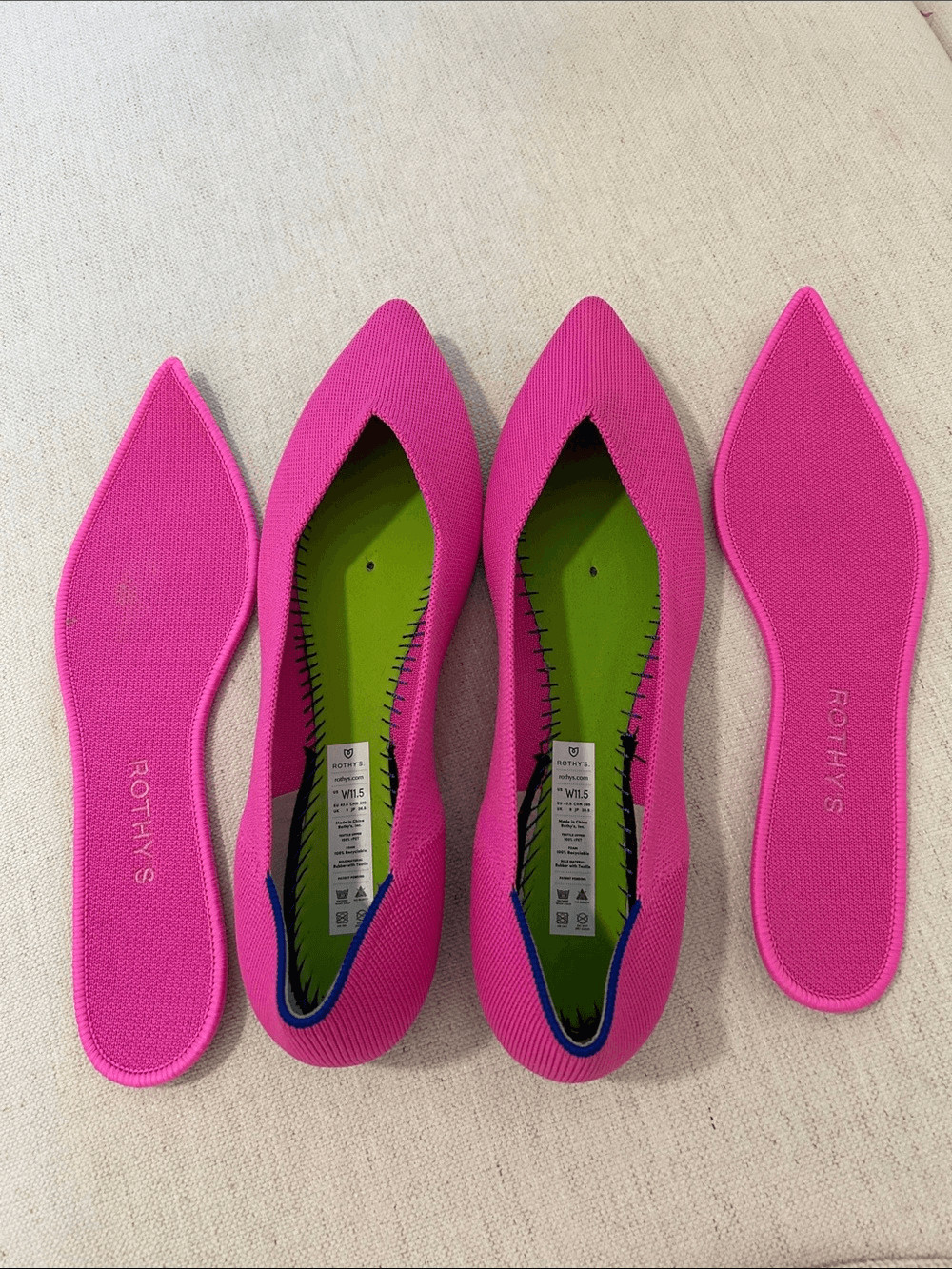 Rothy’s The Point Womens Flat Shoes Dragon Fruit Fushia Pink, Size 11.5, NWT
