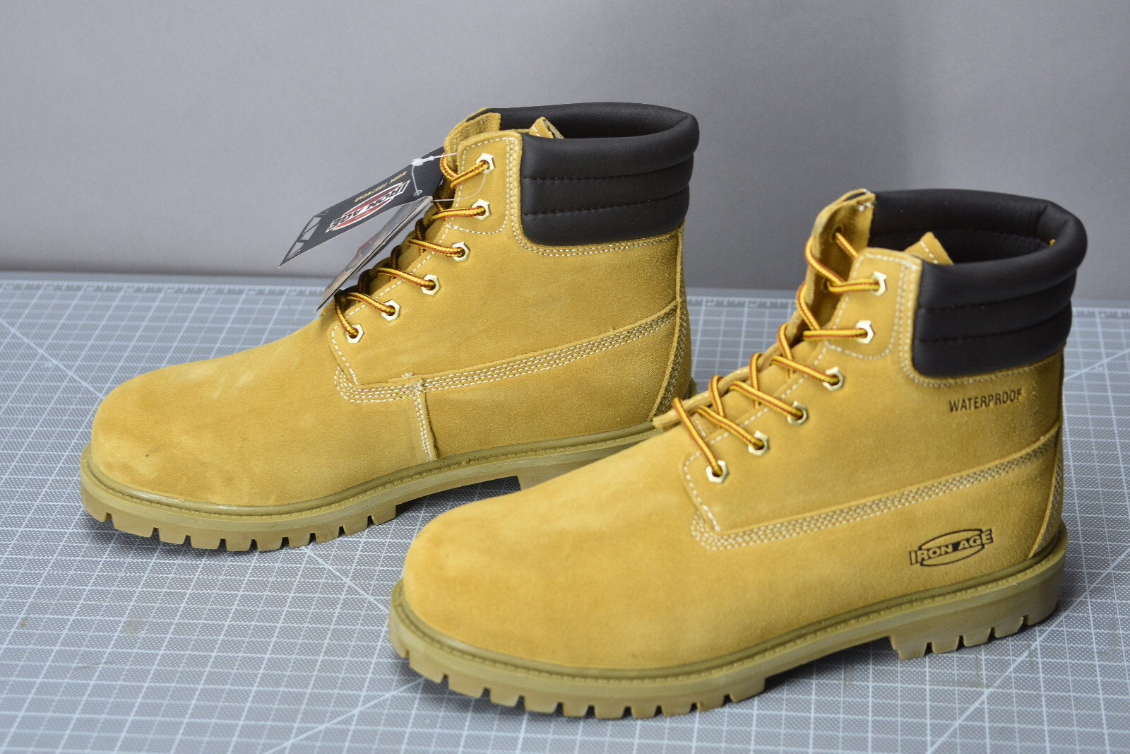 NEW – Iron Age Men’s Waterproof Steel Toe 3M Insulated Work Boot Size 11M